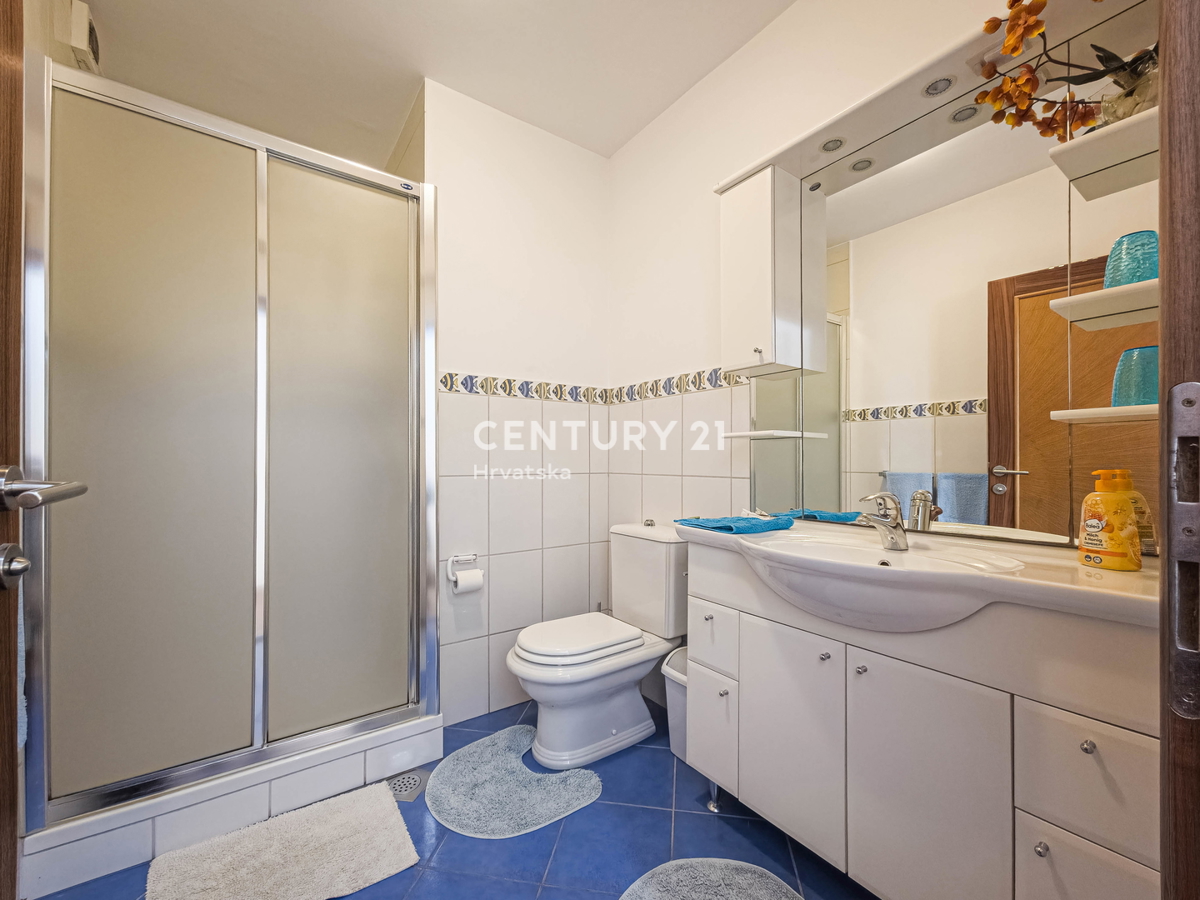 Zadar, Sukošan, stanovanje 123 m2, pritličje, garaža, shramba, čudovit razgled na morje