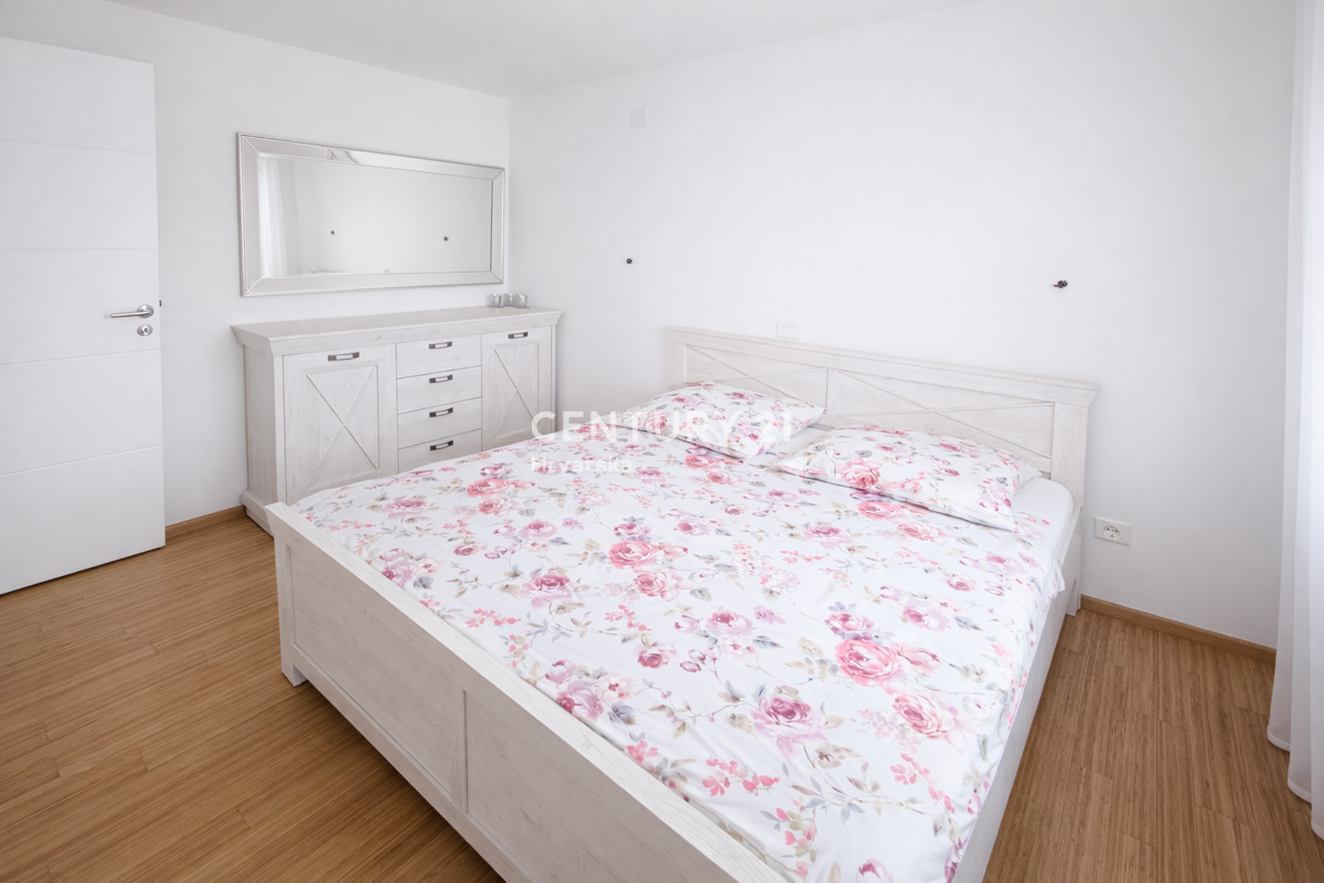 Vir – apartma s strešno teraso in panoramskim pogledom na morje, 40 m od morja