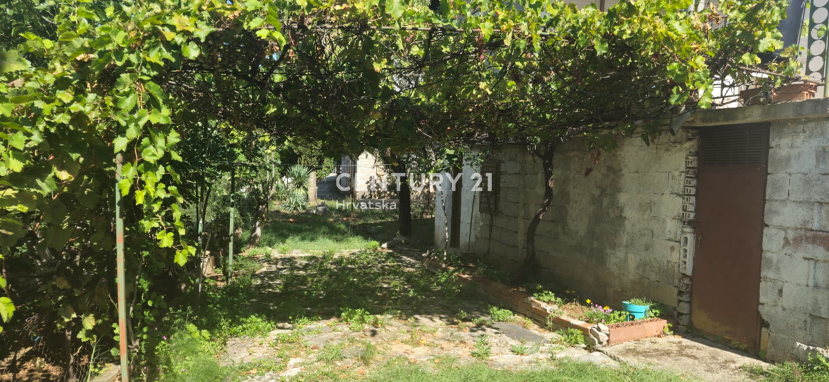 Gornji Karin - Obrovac - počitniška hiša z razgledom na morje