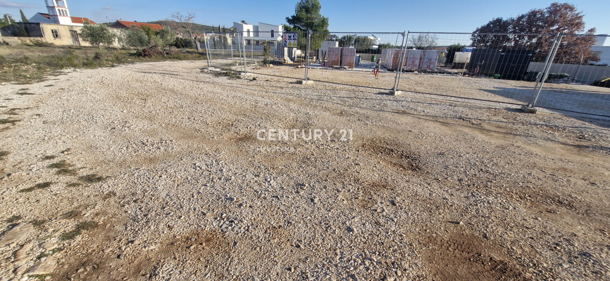 Debeljak gradbeno zemljišče