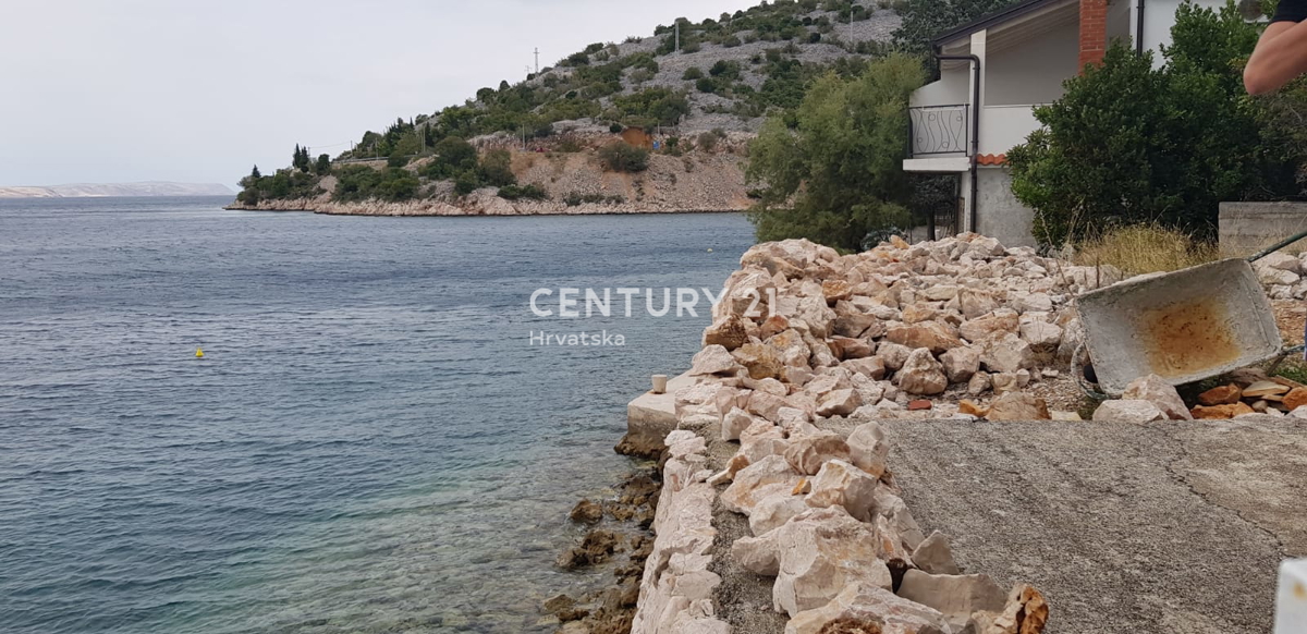 Lugovo Šugarje - Barić Drage - zemljišče ob morju, z začetim gradbenim projektom in gradbenim dovoljenjem