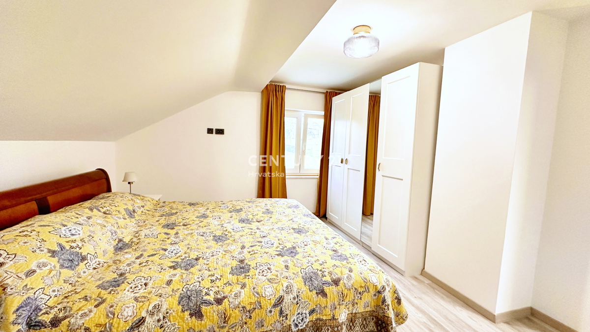 Čudovito obnovljena hiša s čudovitim razgledom na Ivančico in Kalnik