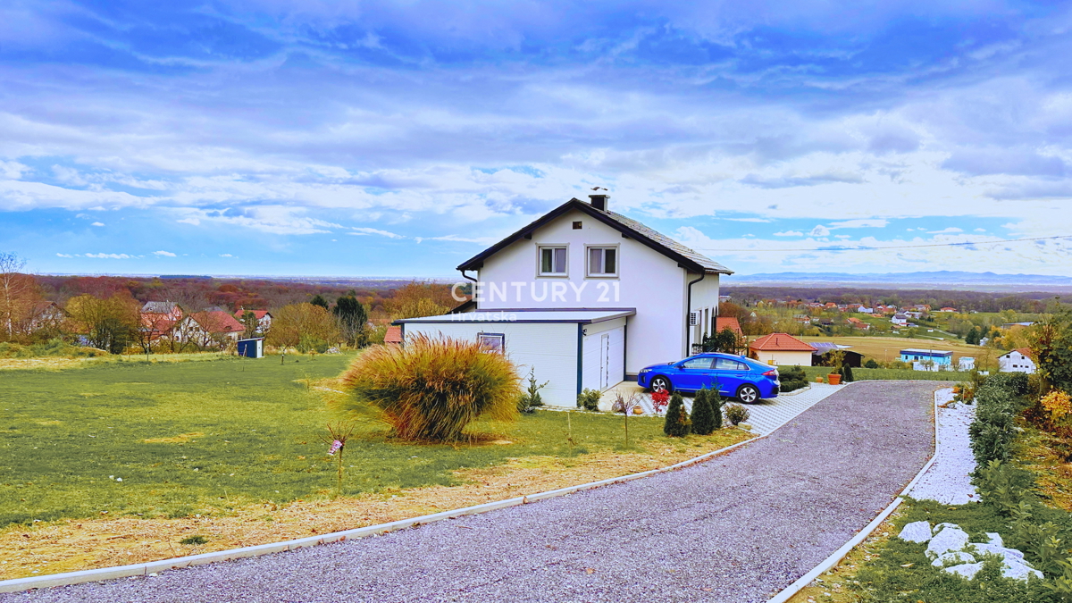 Čudovito obnovljena hiša s čudovitim razgledom na Ivančico in Kalnik
