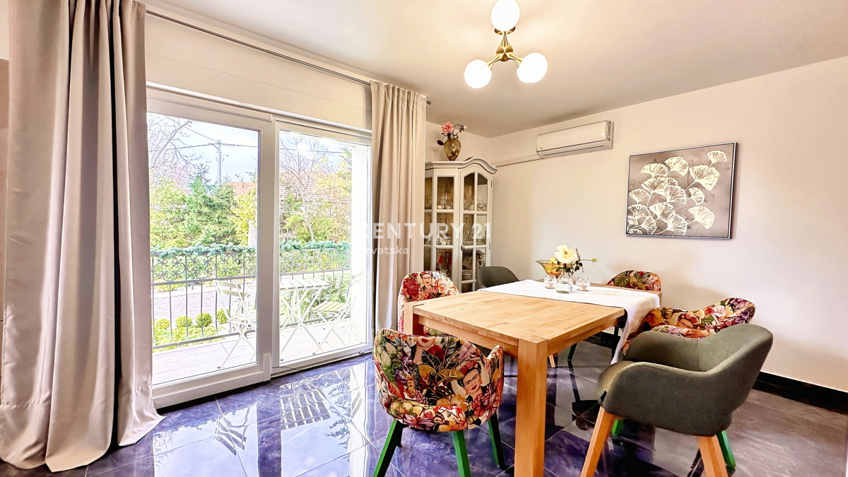 Čudovito obnovljena hiša s čudovitim razgledom na Ivančico in Kalnik