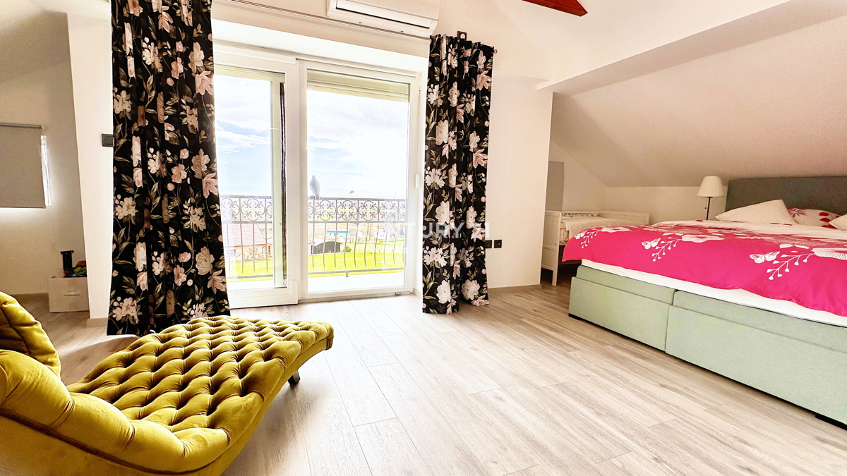 Čudovito obnovljena hiša s čudovitim razgledom na Ivančico in Kalnik