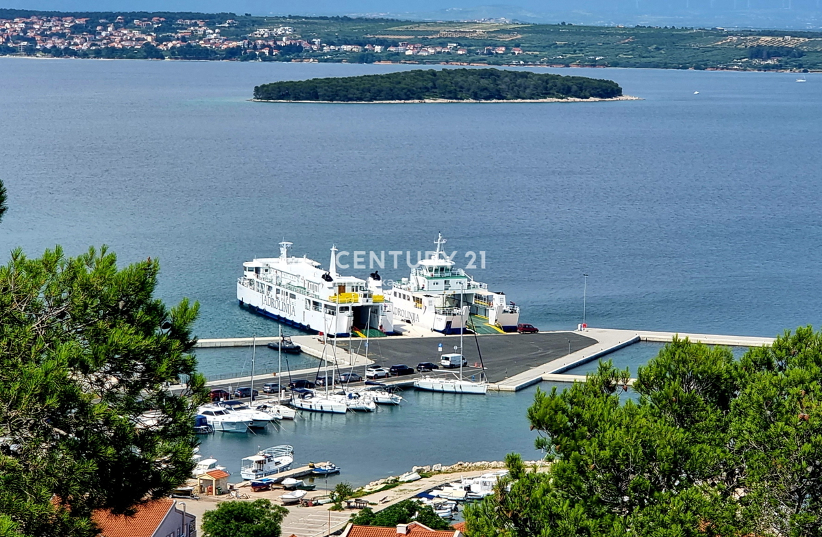 Tkon, Pašman, gradbena parcela z razgledom na morje