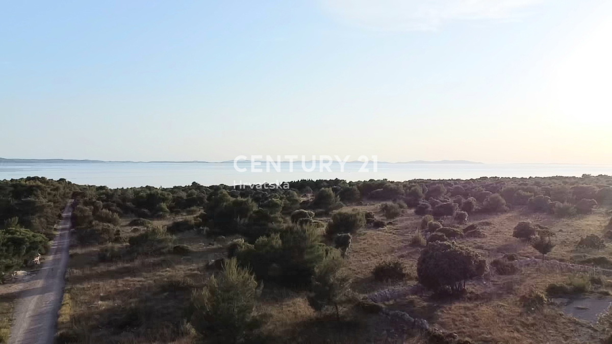 Vir - Zadar - kmetijsko zemljišče z možnostjo gradnje št. 5