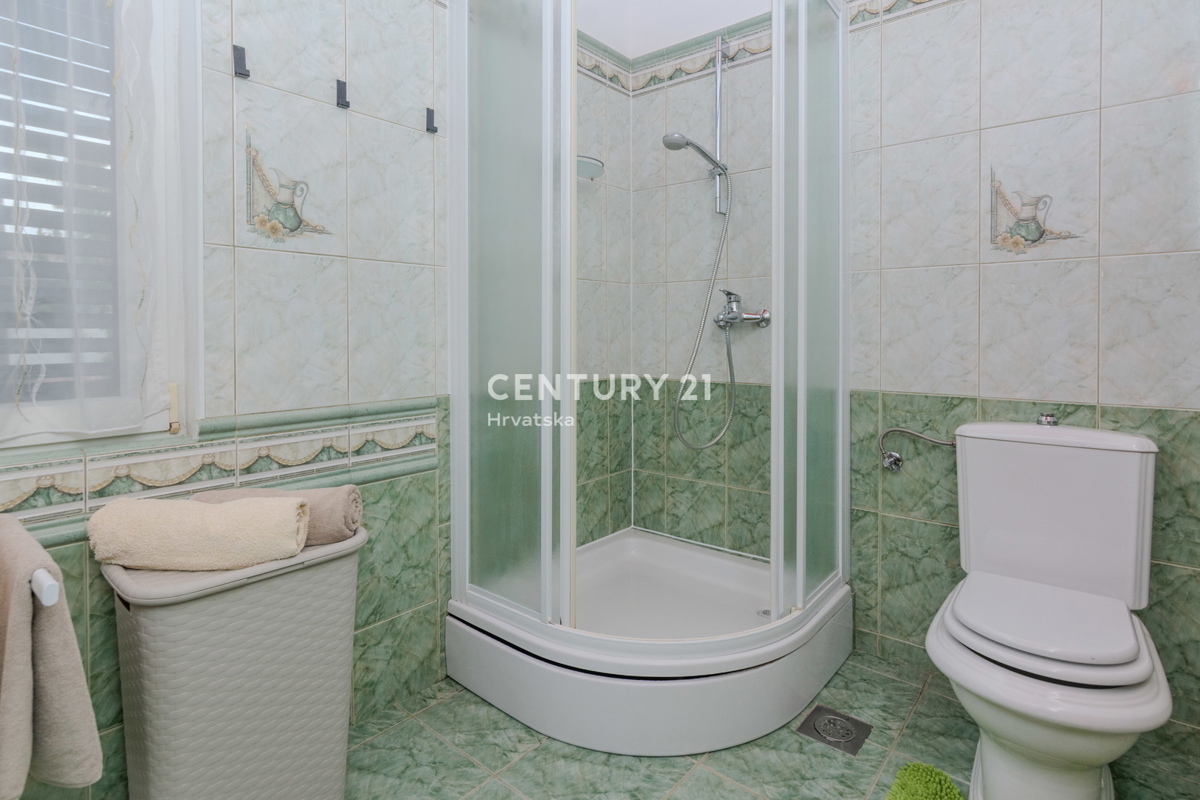 Zadar - Zaton - Hiša z dvema apartmajema - Znižano!