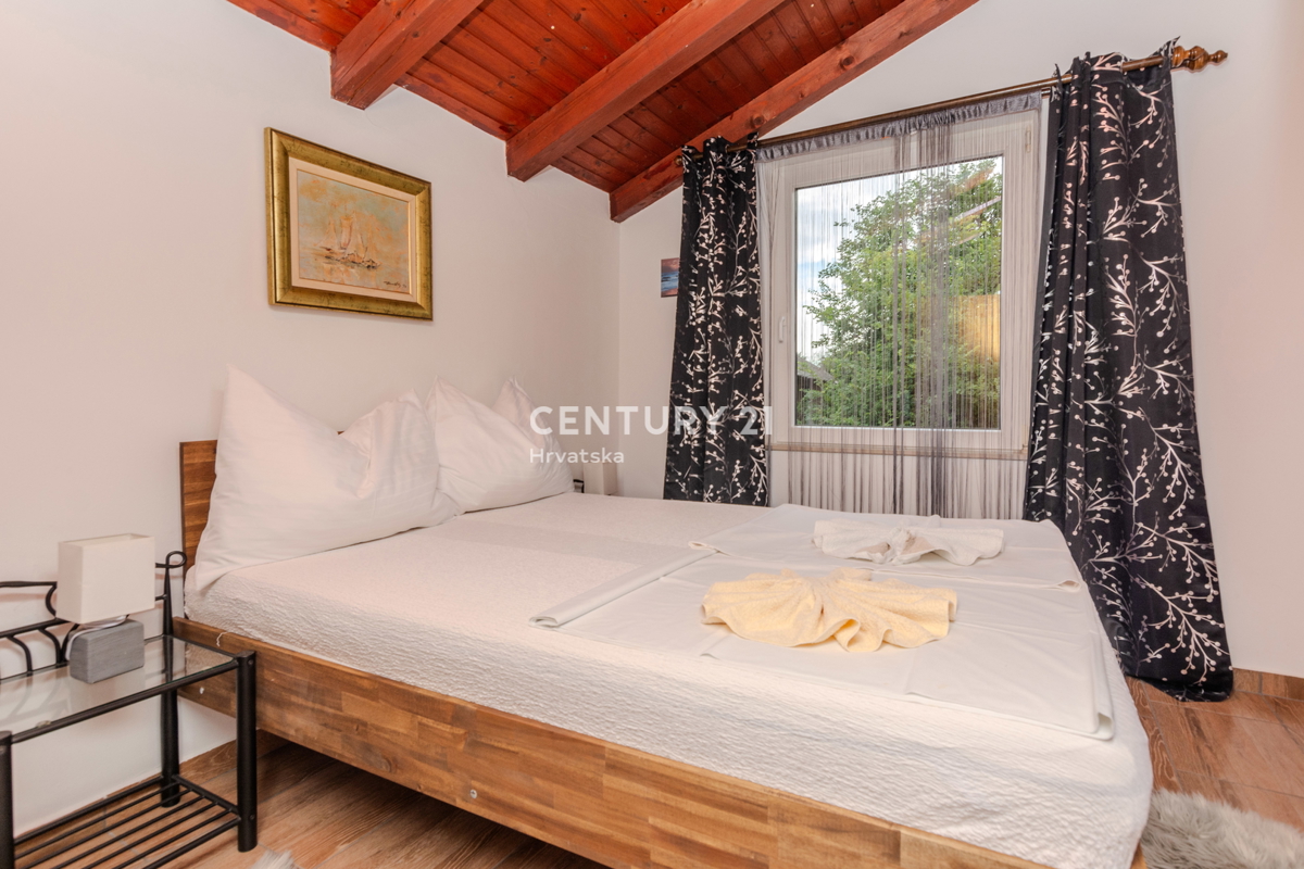 Zadar - Zaton - Hiša z dvema apartmajema - Znižano!