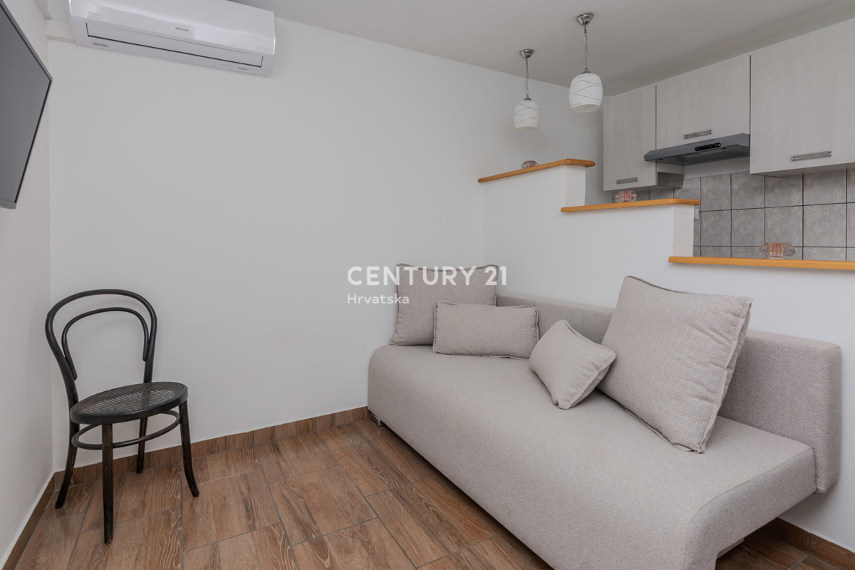 Zadar - Zaton - Hiša z dvema apartmajema - Znižano!