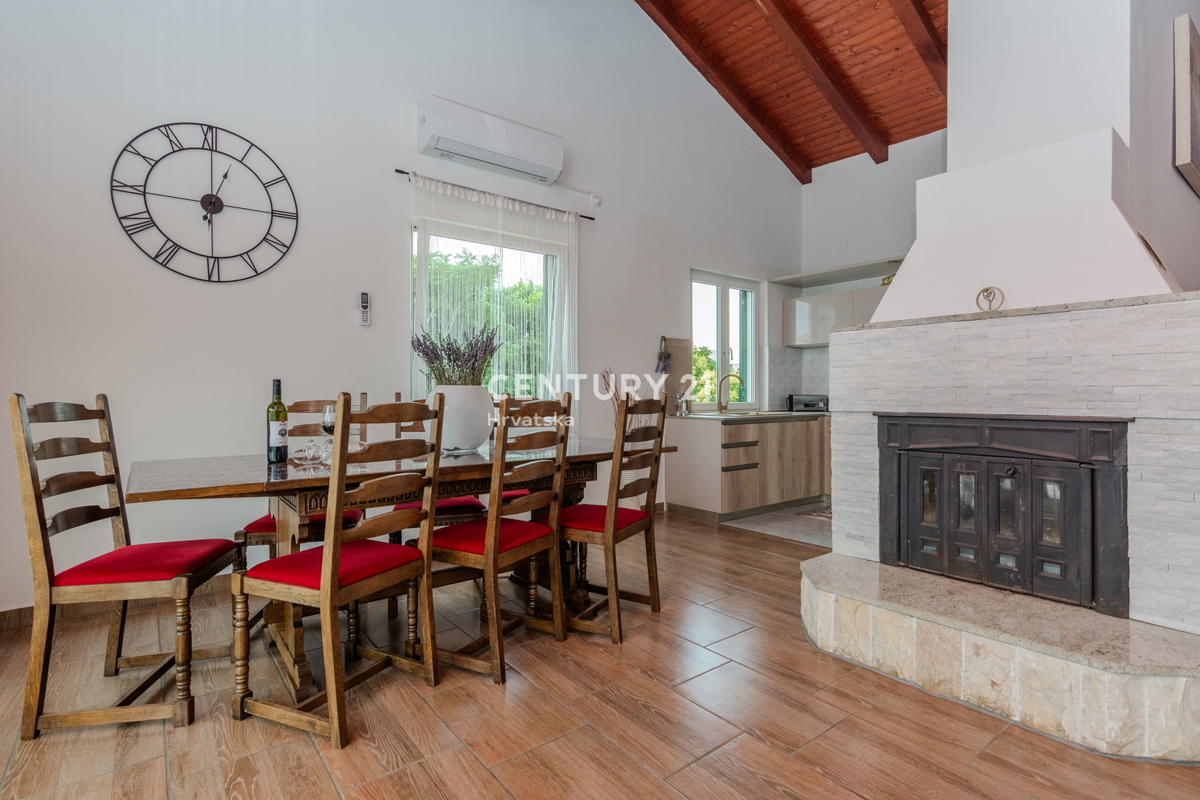 Zadar - Zaton - Hiša z dvema apartmajema - Znižano!