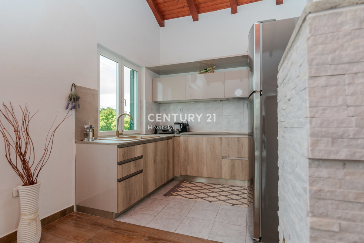 Zadar - Zaton - Hiša z dvema apartmajema - Znižano!