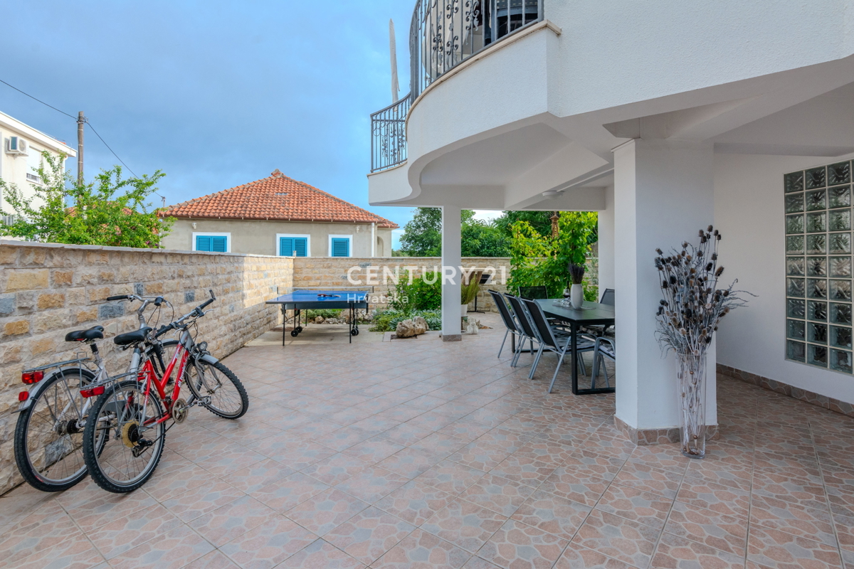 Zadar - Zaton - Hiša z dvema apartmajema - Znižano!
