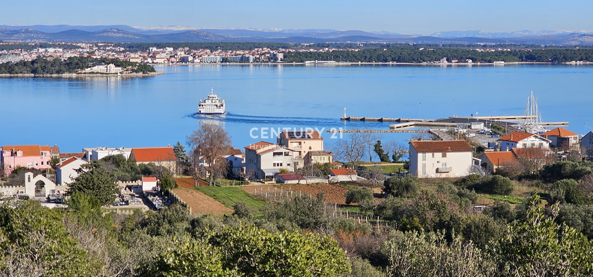 Pašman, TKON Prodaja se kmetijsko zemljišče na pobočju Ćokovca