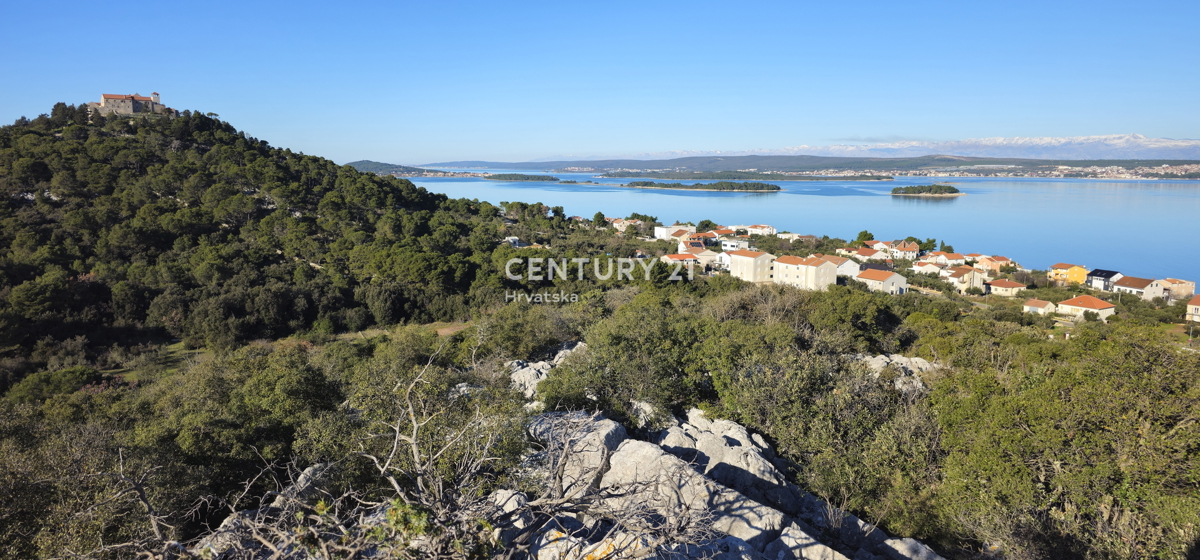 Pašman, TKON Prodaja se kmetijsko zemljišče na pobočju Ćokovca