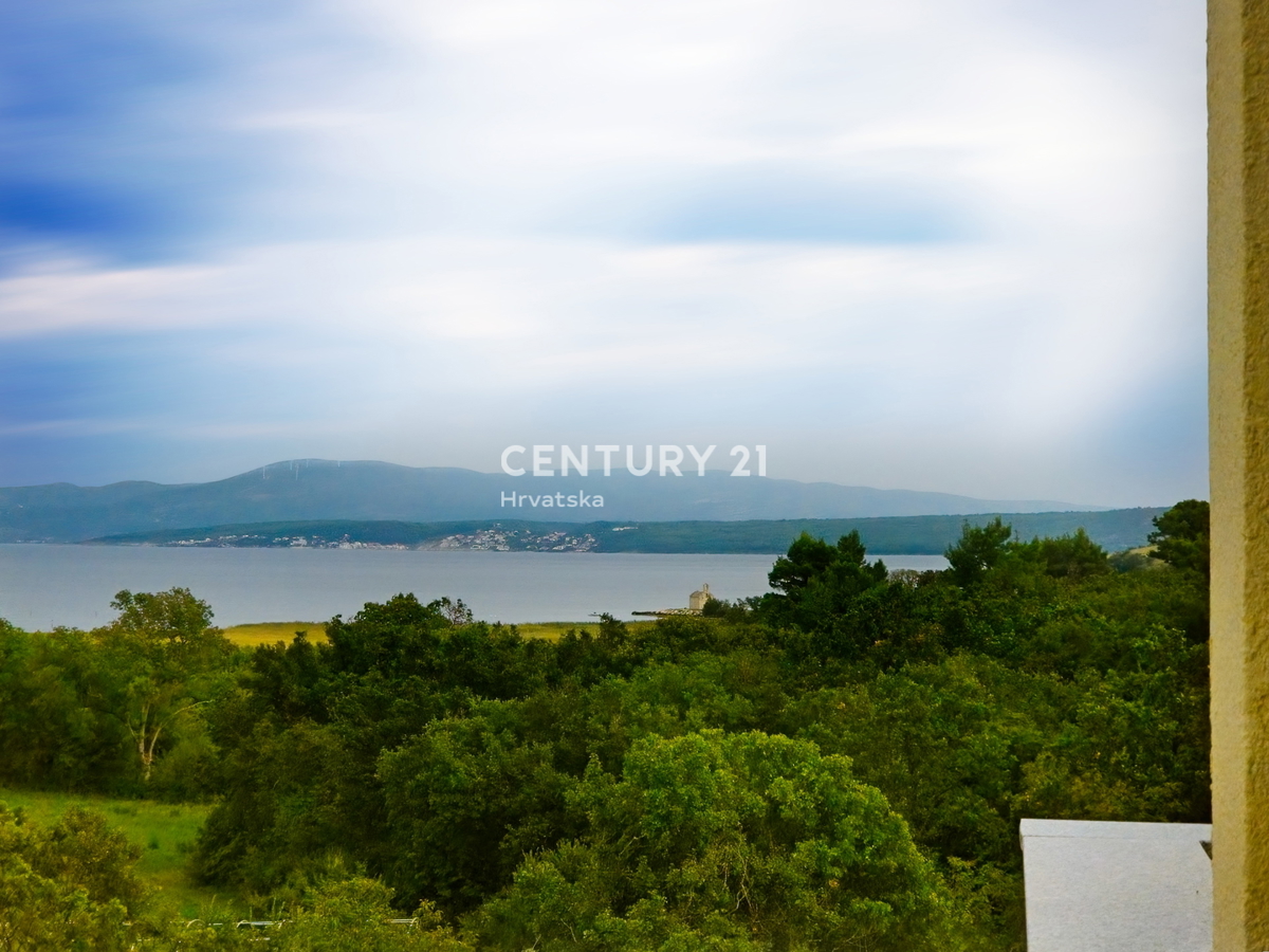 POSEDARJE: Dvosobno stanovanje s čudovitim pogledom na morje