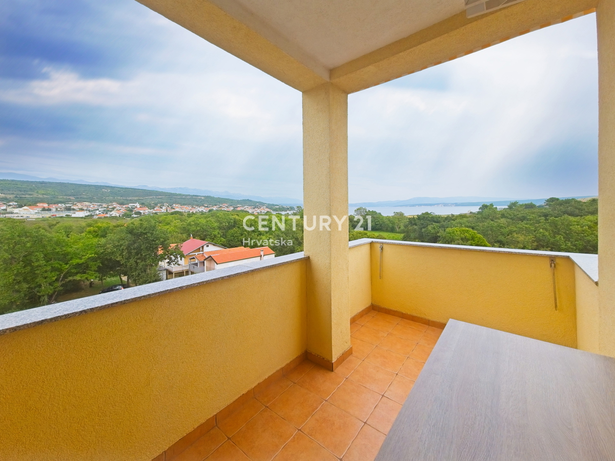 POSEDARJE: Dvosobno stanovanje s čudovitim pogledom na morje