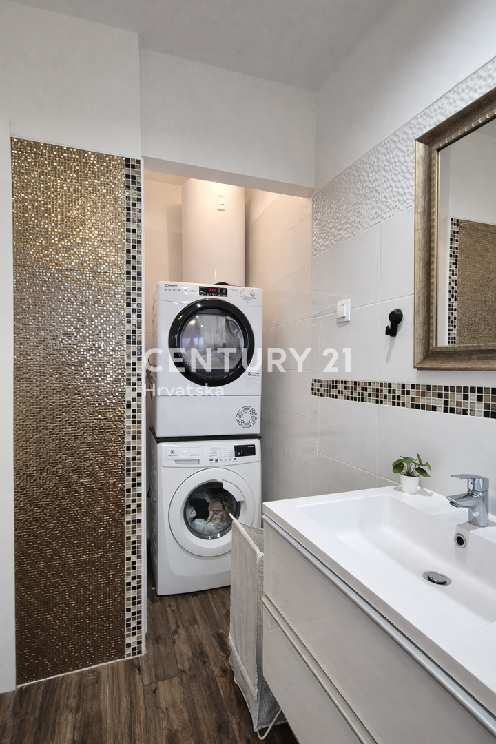 ZADAR, BOKANJAC, STANOVANJE 100,52 m2, RENOVIRANO, DELNO OPREMLJENO