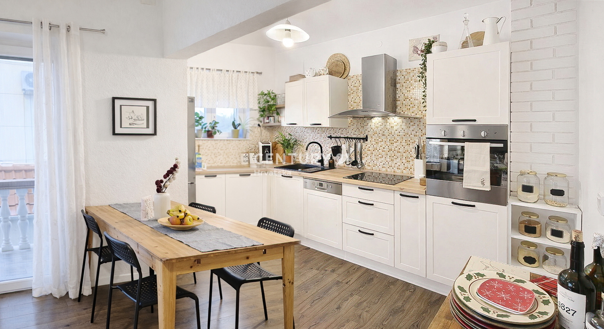 ZADAR, BOKANJAC, STANOVANJE 100,52 m2, RENOVIRANO, DELNO OPREMLJENO