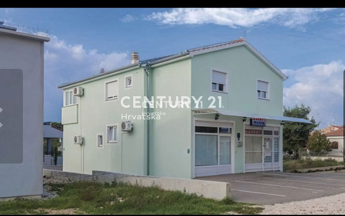 Biograd na Moru hiša s šestimi apartmaji
