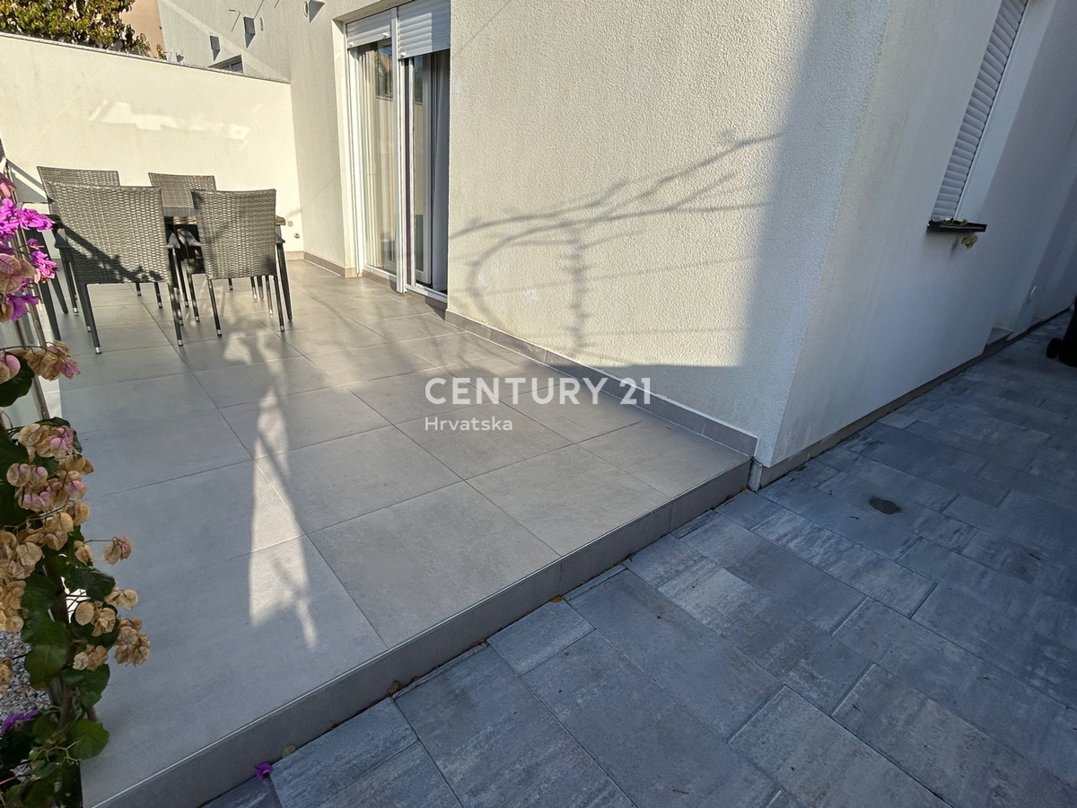 VIR, 3,5-PRSTORNO STANOVANJE, NOVOGRADNJA, 1. NADSTROPJE