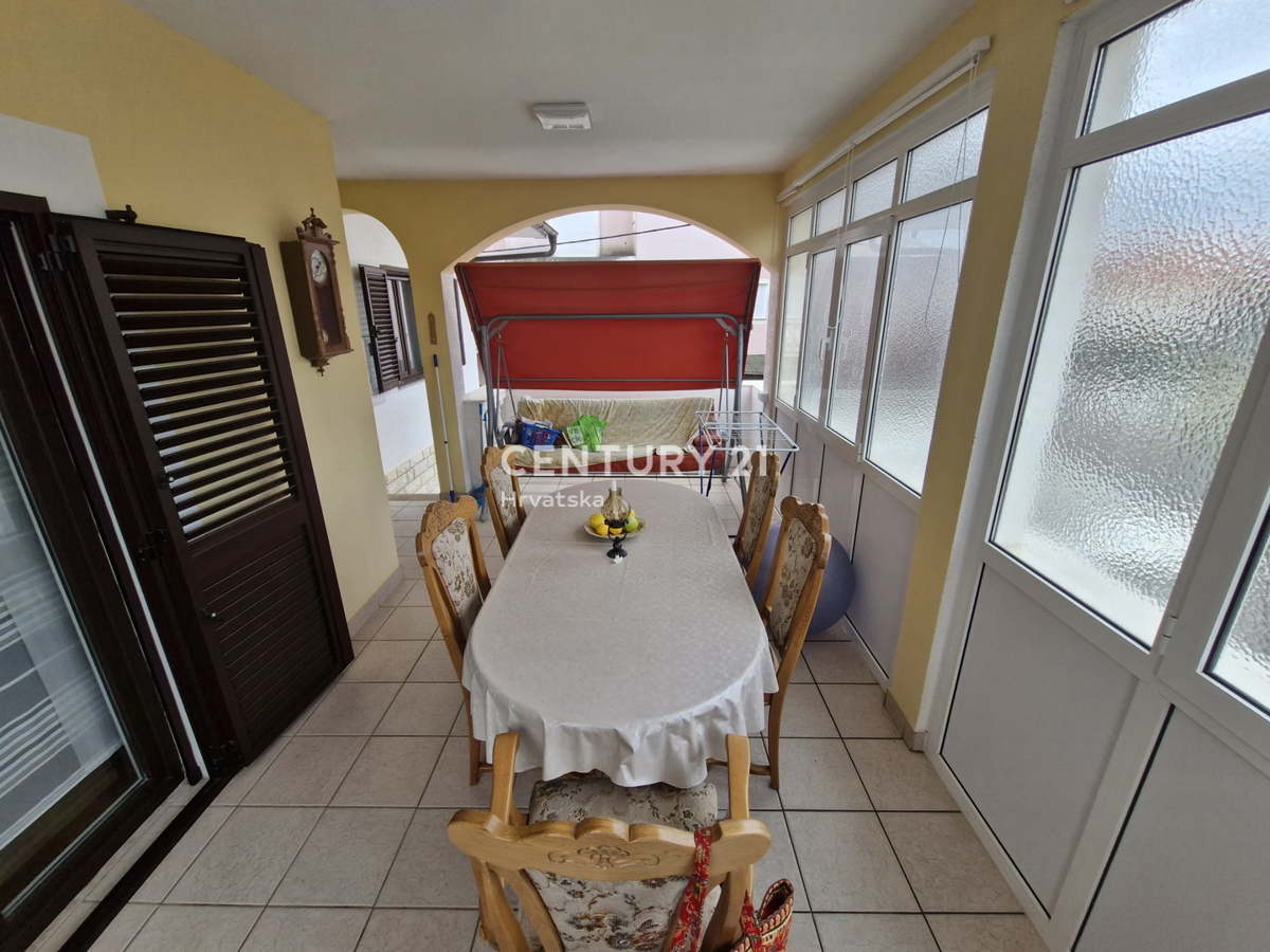 Turanj - Biograd na Moru - novozaprtjena obnovljena hiša