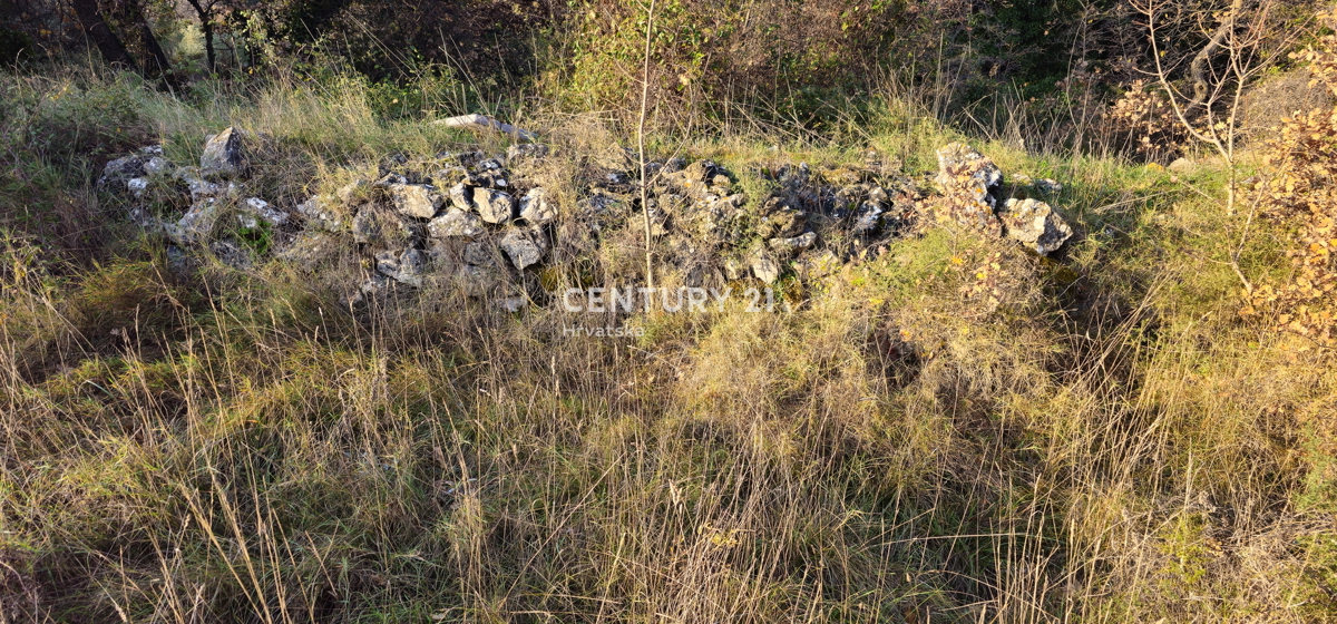 Pakoštane, Drage, gradbena parcela površine 1040 m2