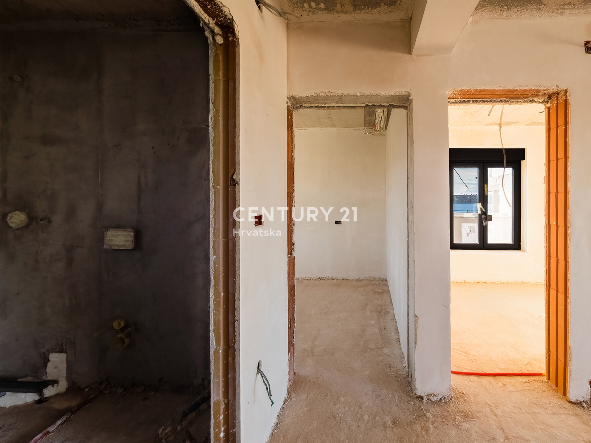 ZADAR, LJUBAČ, LUX. NOVOGRADNJA, 102,17 m2, 1. nadstropje, 50 m do morja in plaže, pogled na morje