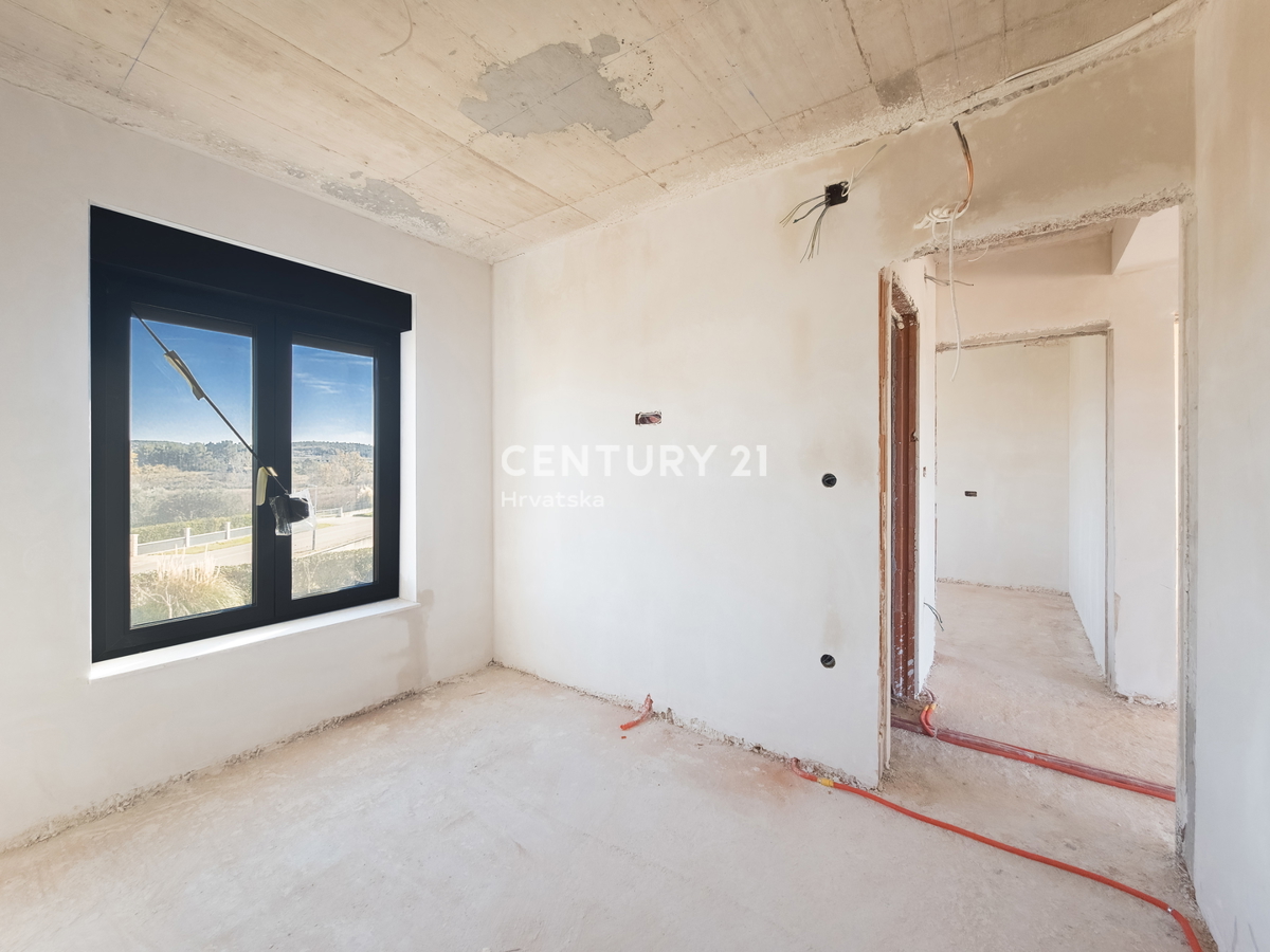 ZADAR, LJUBAČ, LUX. NOVOGRADNJA, 102,17 m2, 1. nadstropje, 50 m do morja in plaže, pogled na morje