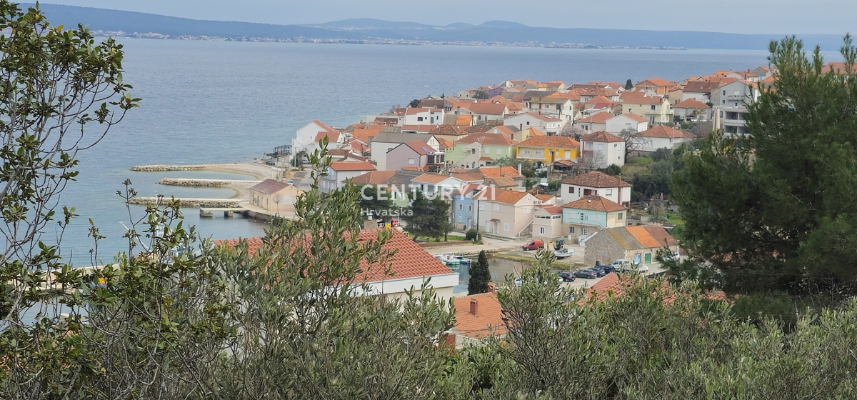 Preko, Kali Gradbeni parceli s pogledom na otok Ošljak in mesto Zadar