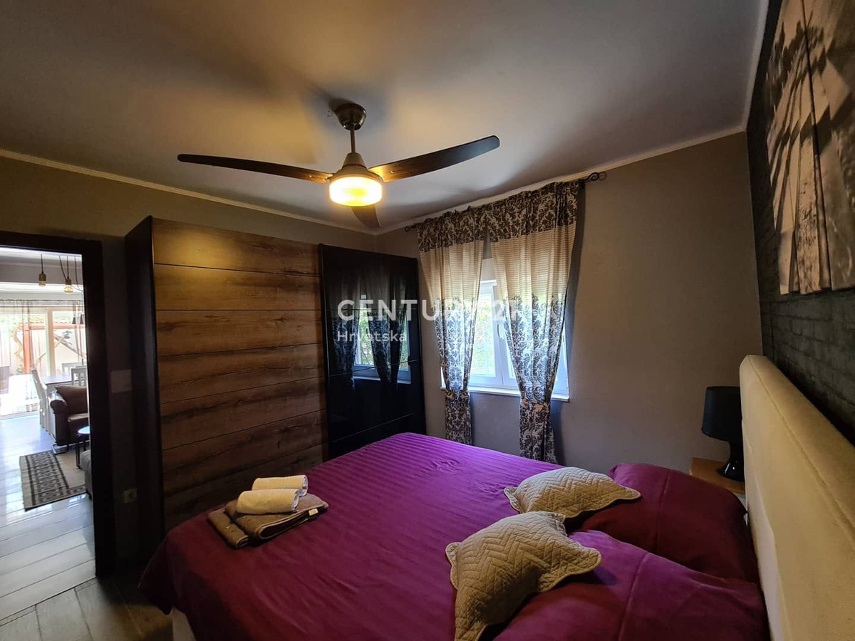 Privlaka - Zadar - počitniška hiša z razgledom na morje