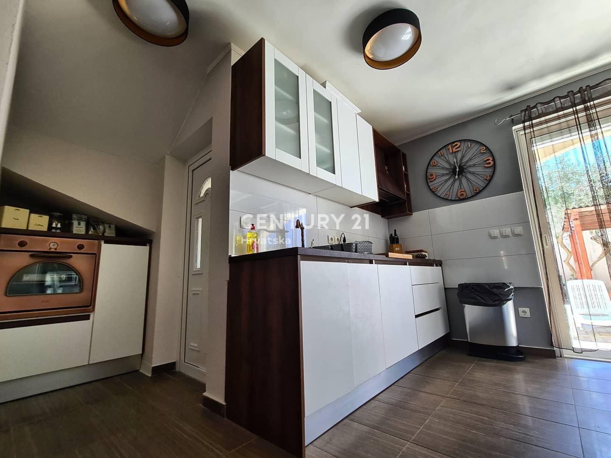 Privlaka - Zadar - počitniška hiša z razgledom na morje