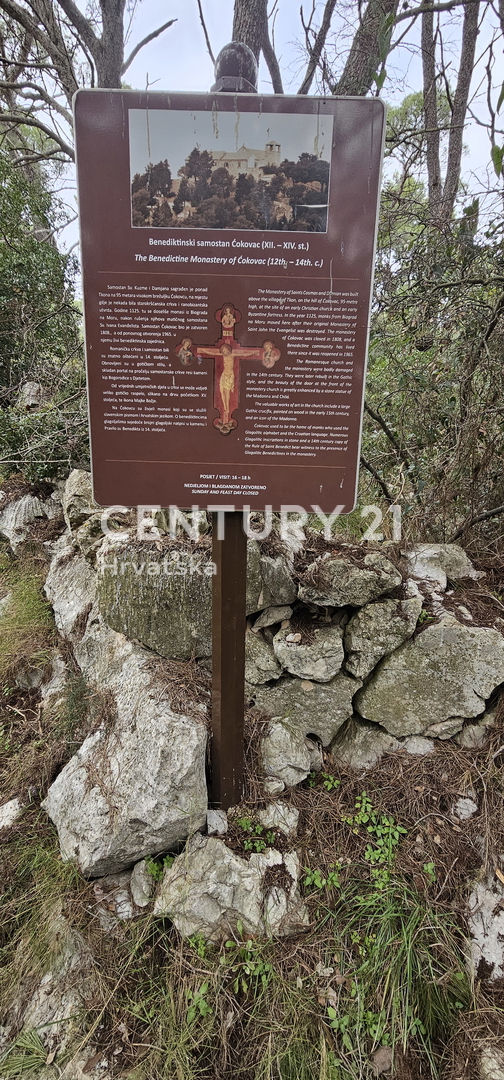 Tkon, otok Pašman, gradbeno zemljišče 300 m do morja