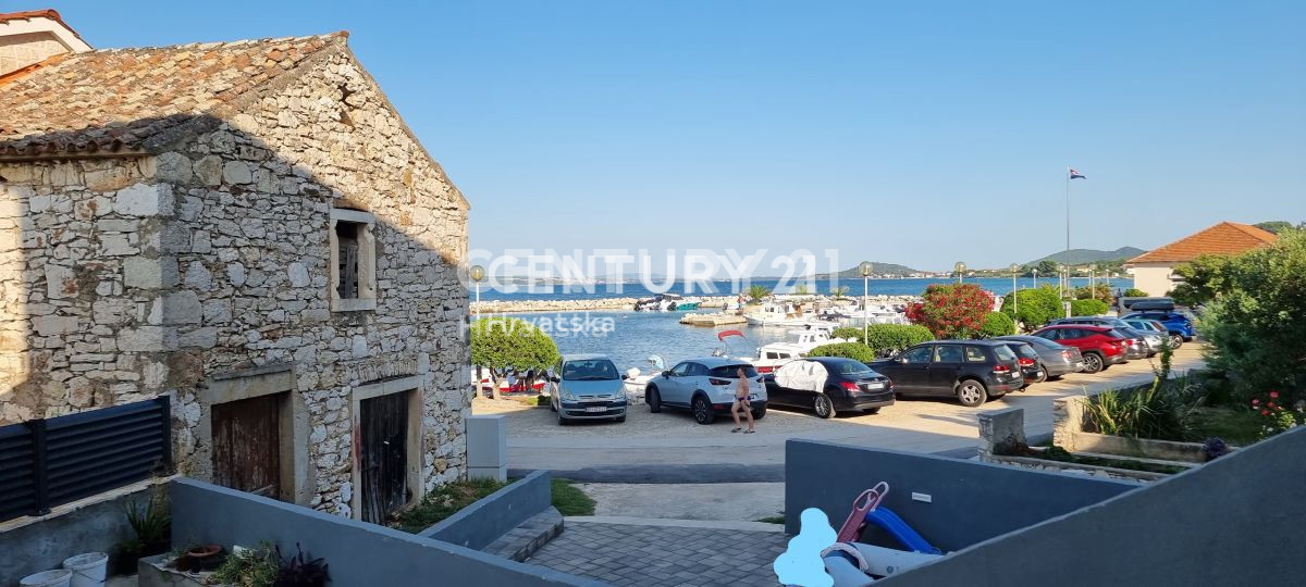 Pašman, Dobropoljana, Gradbeno zemljišče