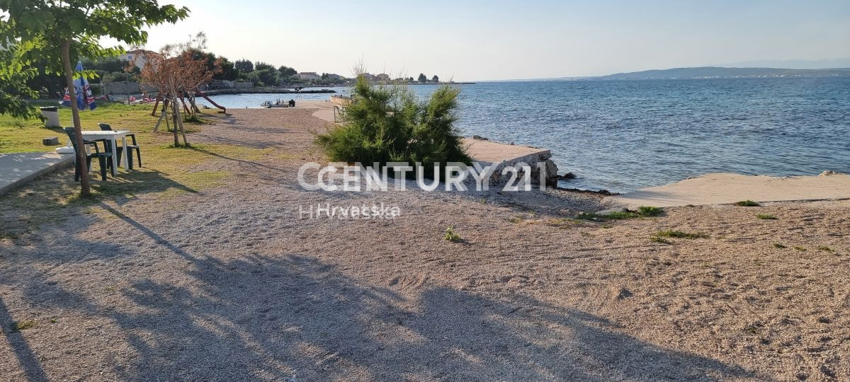 Pašman, Dobropoljana, Gradbeno zemljišče