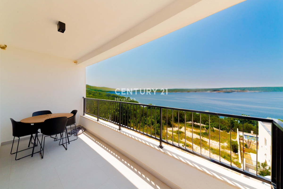 Zadar, Maslenica, stan v 1. nadstropju, čudovit pogled na morje, 150 m od morja