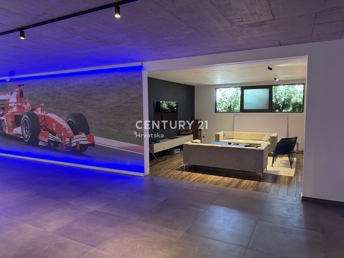 Pašman, Tkon, prvi vrsti ob morju, vrhunska vila z bazenom, garažo in savno