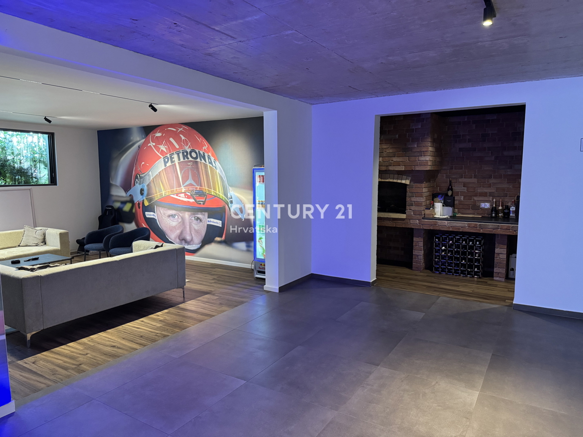 Pašman, Tkon, prvi vrsti ob morju, vrhunska vila z bazenom, garažo in savno