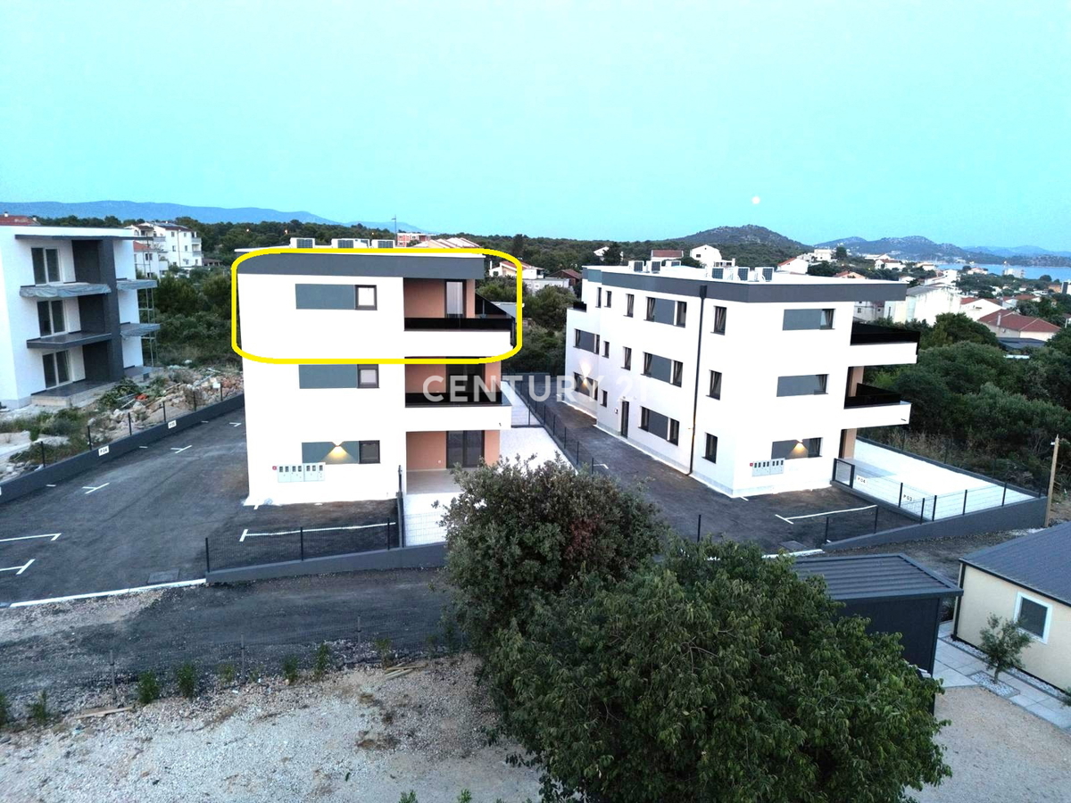 Pakoštane - trisobno stanovanje z pogledom na morje -S5-A