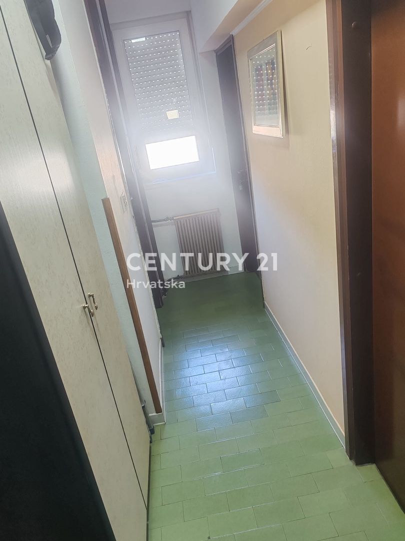 Šibenik - dvosobno stanovanje z razgledom na morje - center