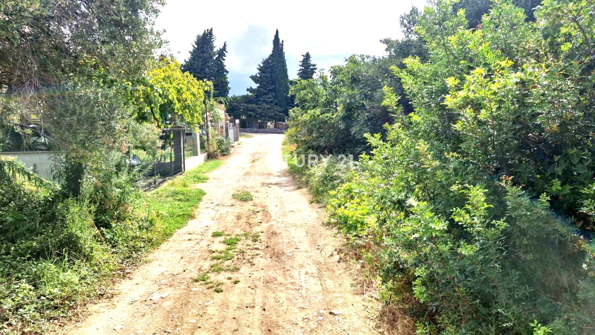 Tribunj - Šibenska županija - gradbena parcela z razgledom na morje