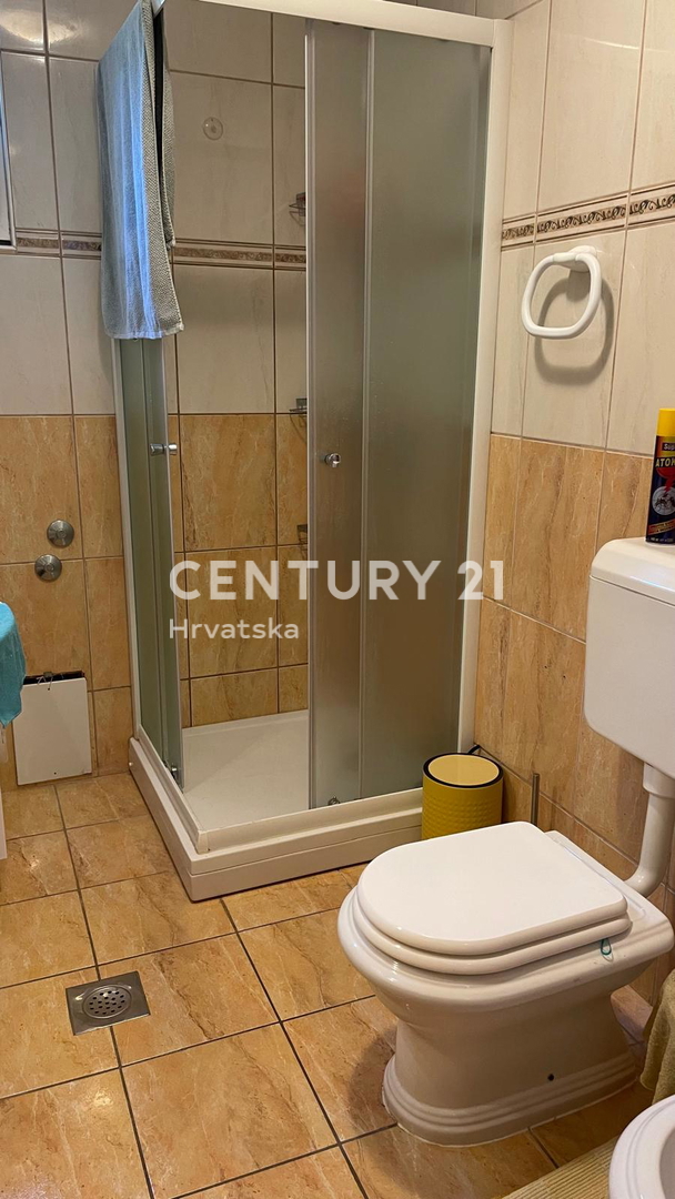 Sveti Filip in Jakob, stanovanje površine 78 m2 s čudovitim pogledom na morje in otoke