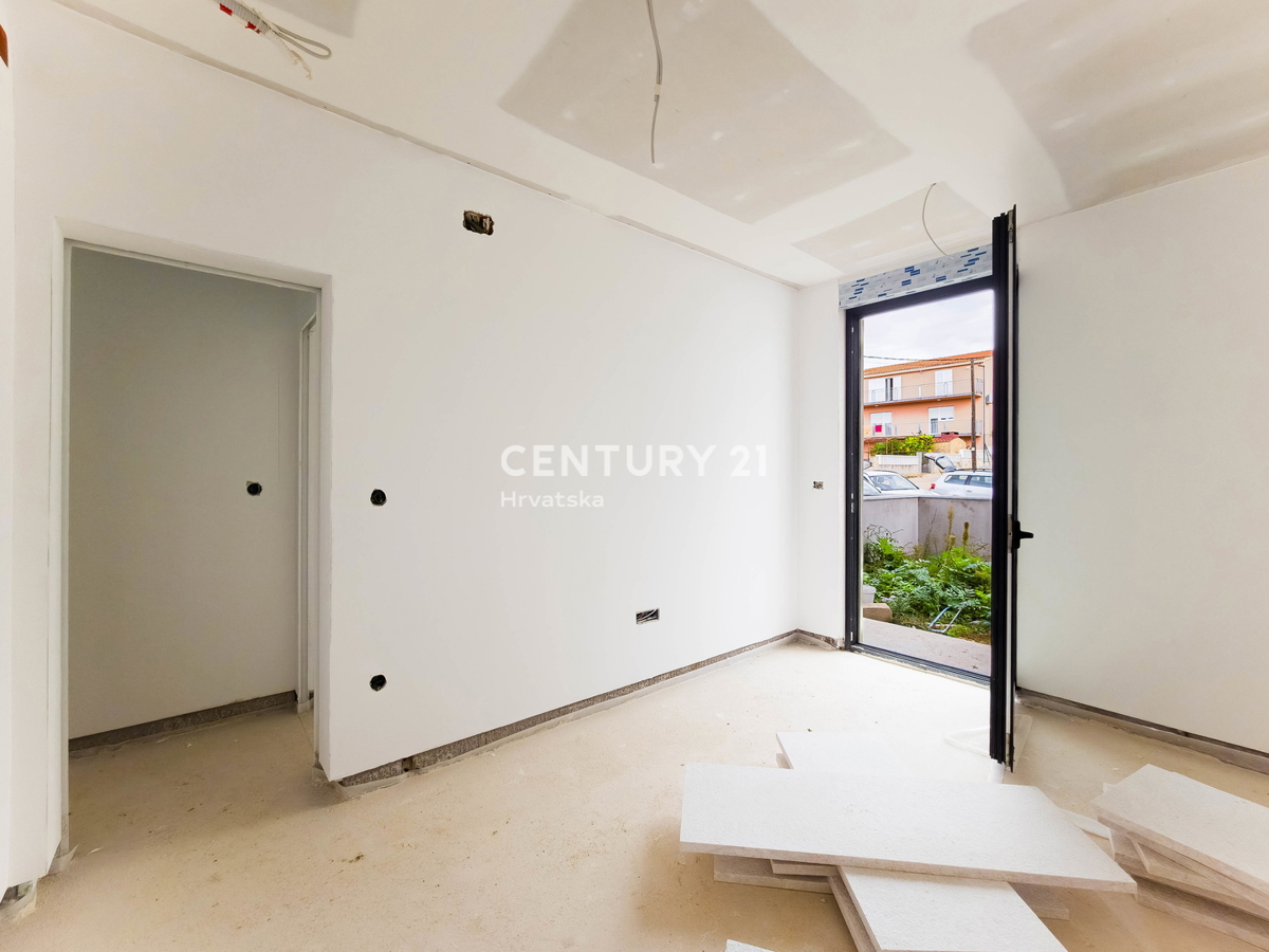 ZADAR, BILI BRIG, luksuzní novostavba, 3,5 pokoje, 110 m2, přízemí, zahrada

ZADAR, BILI BRIG, luksusowa nowa inwestycja, 3,5 pokoju, 110 m2, parter, ogród

ZADAR, BILI BRIG, luxus újépítés, 3,5 szoba, 110 m2, földszint, kert

ZADAR, BILI BRIG, luksu