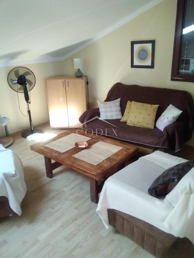 Medulin - apartmajska hiša na atraktivni lokaciji