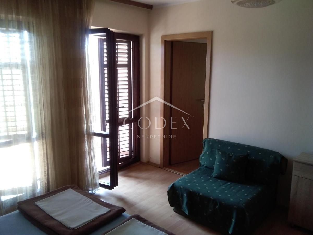 Medulin - apartmajska hiša na atraktivni lokaciji