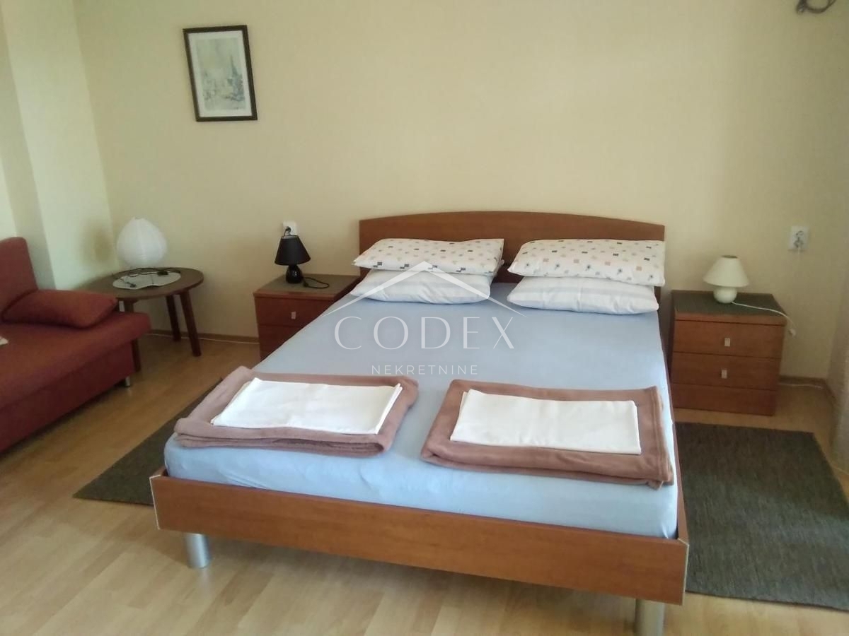 Medulin - apartmajska hiša na atraktivni lokaciji