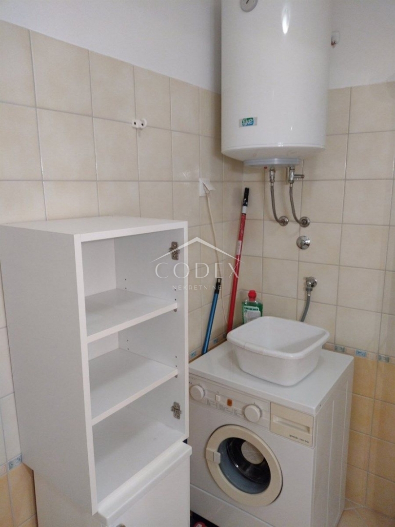 Peroj - apartma v novogradnji, primeren za investicijo