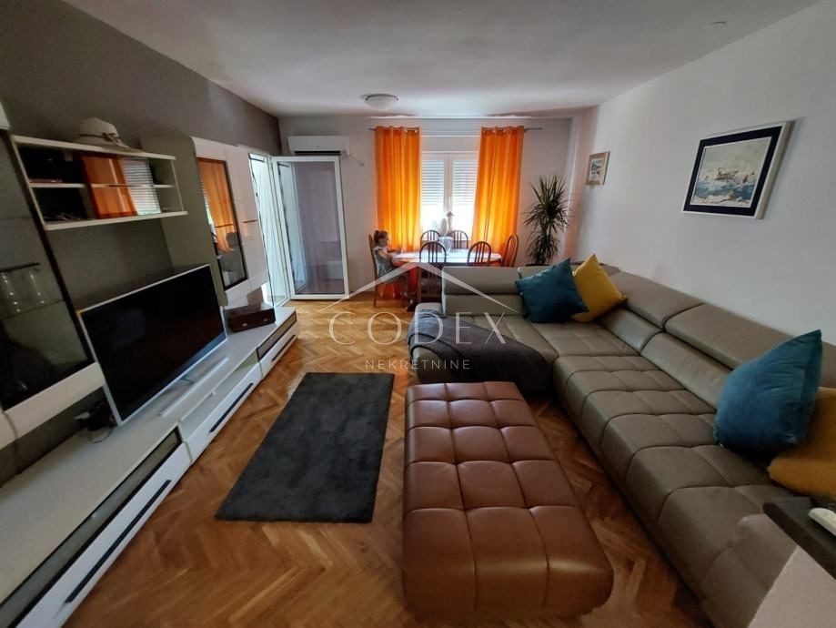 Njivice - lepo stanovanje za prodajo