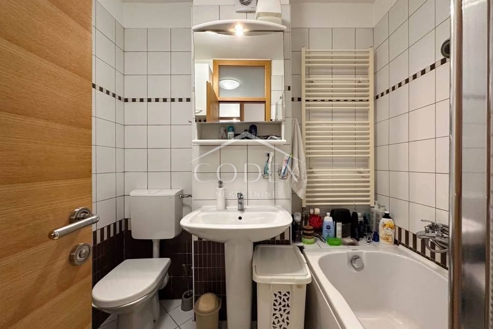 Škurinje - prodaja stanovanja z garažo in panoramskim pogledom