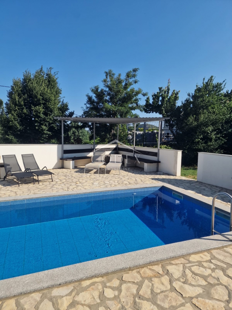 Bribir – penthouse s pogledom na morje